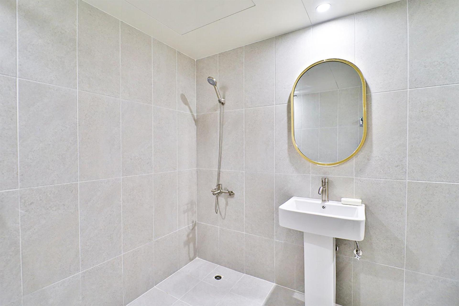 Calm Rest Hotel Busan Sasang Екстериор снимка